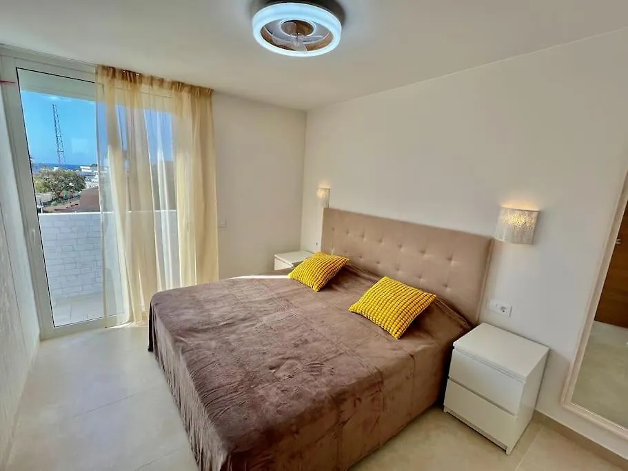 Sunny Apt On The Paradise Coast. Arona  Arona (Tenerife)