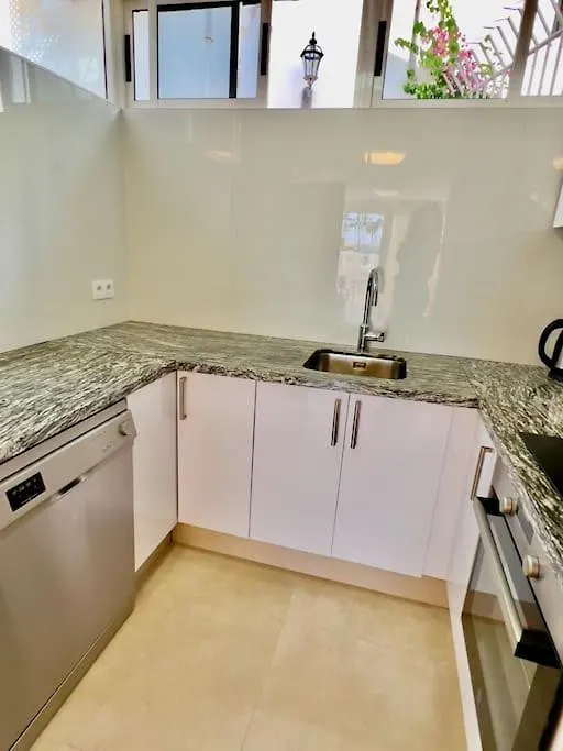Sunny Apt On The Paradise Coast. Arona  Apartment Arona (Tenerife)