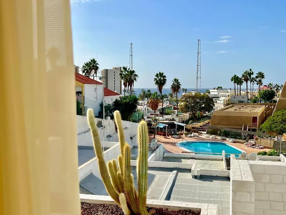 Sunny Apt On The Paradise Coast. Arona  Apartmán