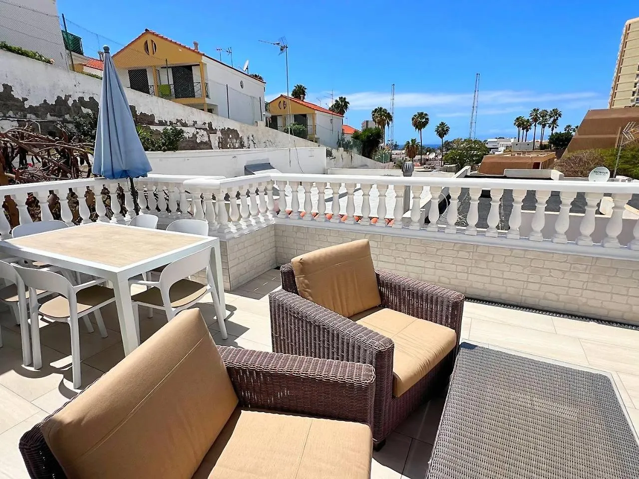 Sunny Apt On The Paradise Coast. Arona  Arona (Tenerife)