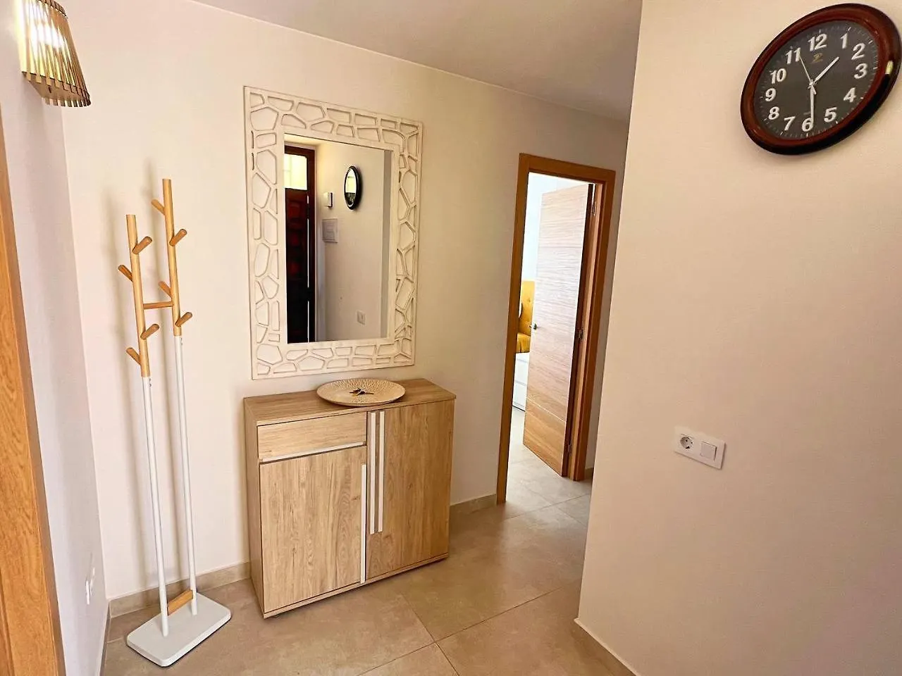 Apartment Sunny Apt On The Paradise Coast. Arona