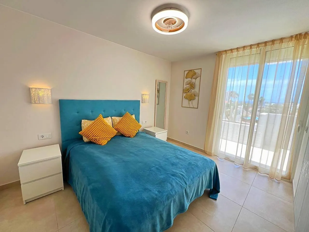 Apartment Sunny Apt On The Paradise Coast. Arona  Spain
